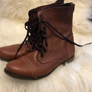 Steve Madden Tan/Cognac Low Heel/Flat Boots 8.5